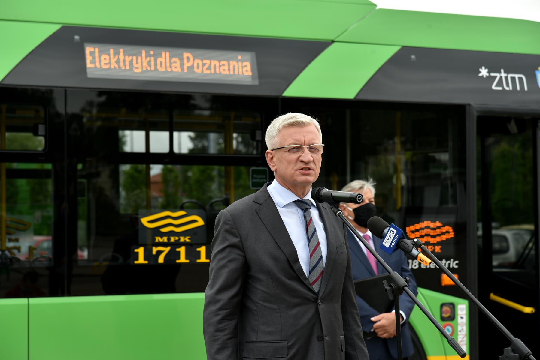 W Poznaniu przybędzie 37 elektrycznych autobusów - grafika artykułu