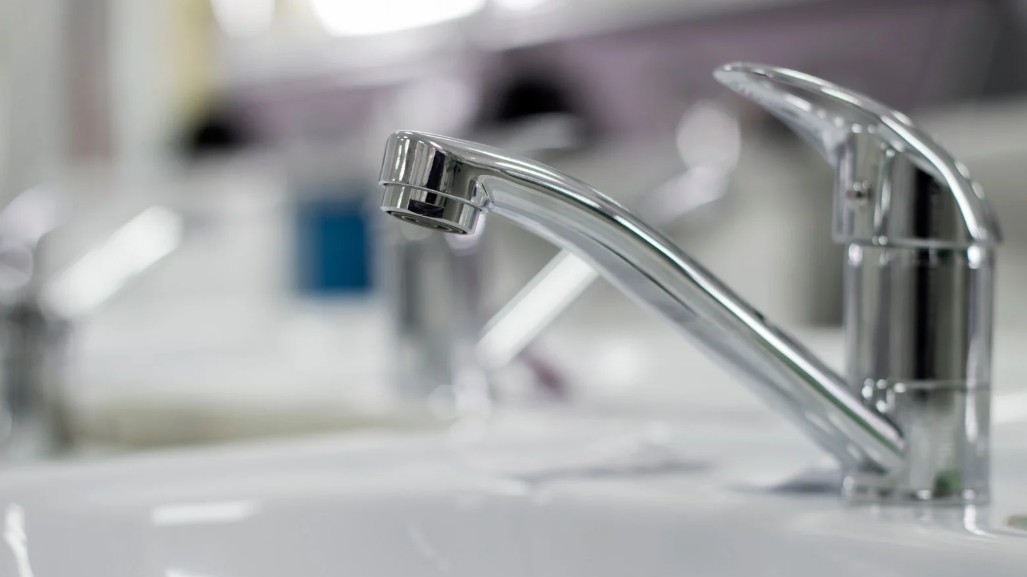 Aquanet планує модернізацію водопровідної магістралі. З цієї причини в південно-східній частині Познані та в громаді Корнік може спостерігатися зниження тиску води або її місцевий дефіцит.