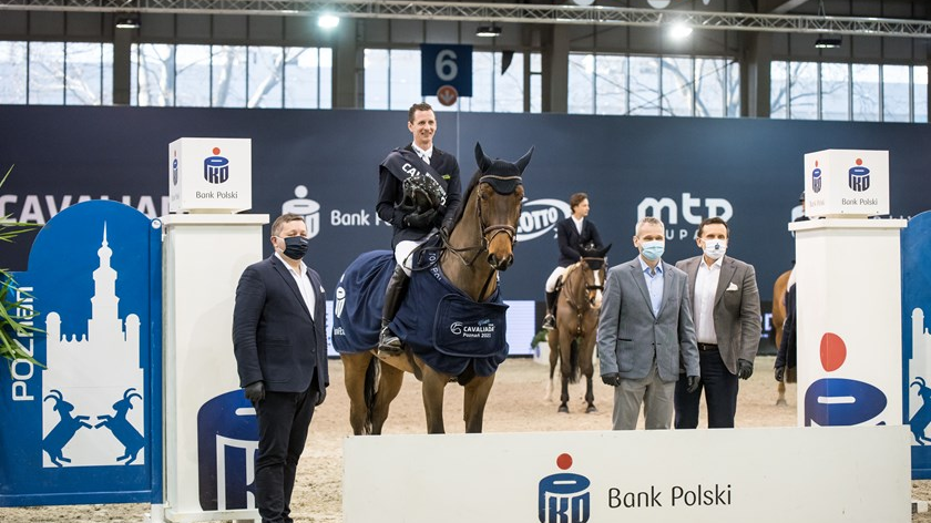Ceremonia nagrodzenia zwycięzcy Grand Prix - grafika artykułu