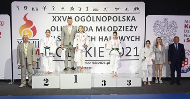 Zawodniczki judo na podium