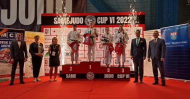 Zawodnicy Akademii Judo na podium