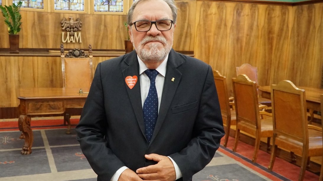 prof. Andrzej Lesicki - grafika artykułu