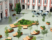 Rozmowy na dziedzińcu: Ile mamy Poznaniów w Poznaniu?