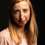 Uśmiechnięta blondynka