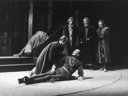 Legendarne przedstawienie Teatru Polskiego "Hamlet" W. Szekspira w reż. W. Horzycy, 1950 r.