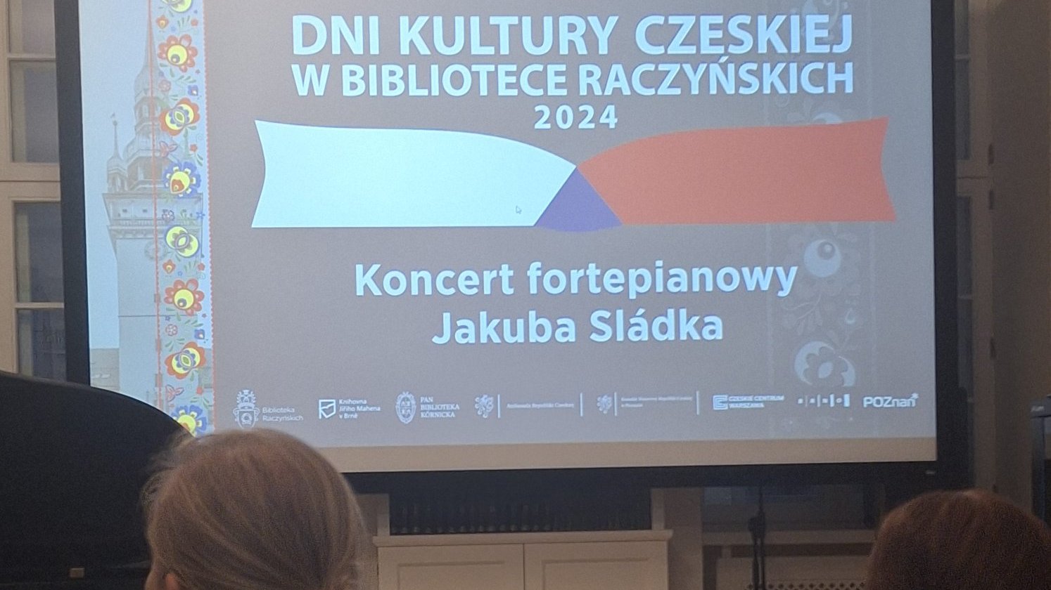 The picture shows the screen from the presentation