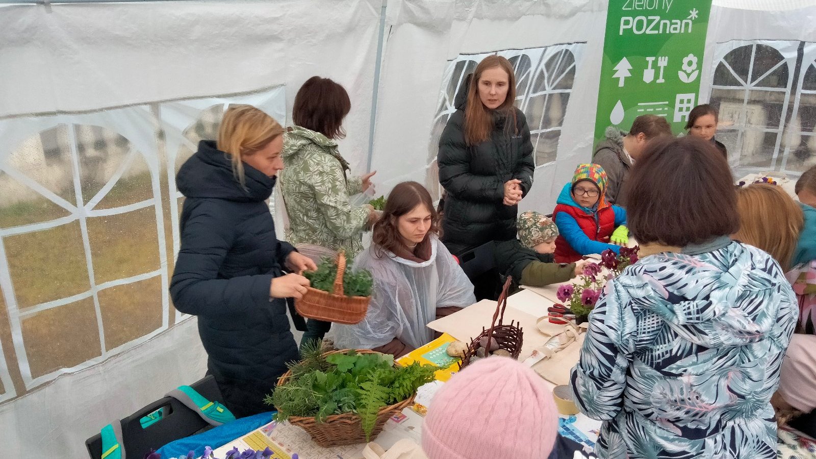 warsztaty Wydziału Rlnictwa,Ogrodnictwa i Bioinżynierii UPP,grupa hortiterapeutów - Zatrzymaj wiosnę