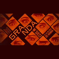 Pomarańczowe romby, w środku których znajdują się oczy. Pomiędzy nimi pomarańczowe napisy z nazwą wydarzenia i datą na brązowym tle.