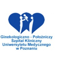 Dwa złączone serca. W środku sylwetki mamy i taty. Tata trzyma dziecko. Pod spodem nazwa szpitala.