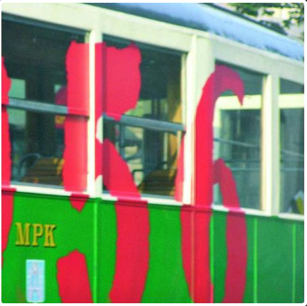 Napis 1956 na tramwaju