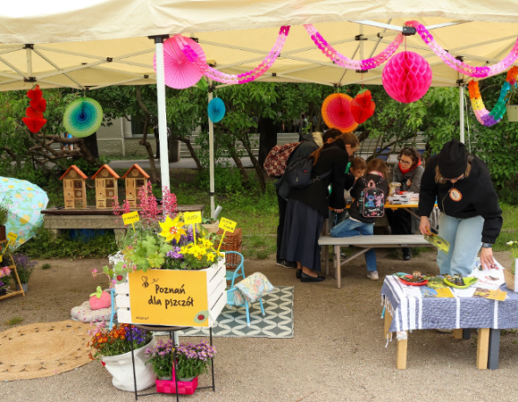 Stoisko edukacyjne podczas Akademii Zielony Poznań