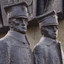 Na zdjęciu fragment pomnika Powstańców Wielkopolskich.