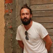 Na zdjęciu bohater spotkania.