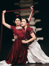 Zdjęcie Artystek na scenie autorstwa Agnieszki Cytackiej.