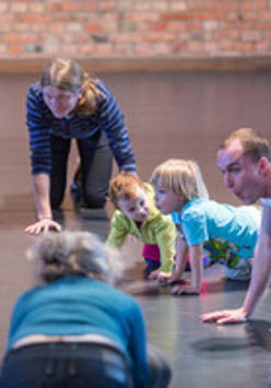 Na zdjęciu fragment warsztatów dla dzieci.