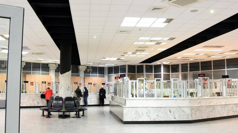 Від понеділка, 25 квітня, номери PESEL для громадян України надаватимуть лише в торговому центрі Мальта у Познані. - grafika artykułu