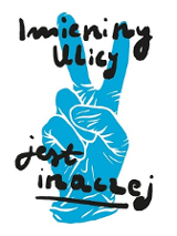 Na zdjęciu widać palce ułożone w znany z historii symbol zwycięstwa, ubrany w antywirusową niebieską rękawiczkę. Na nim napisy: Imieniny Ulicy. Jest inaczej.